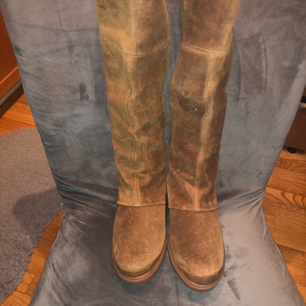 Sorel tall boots